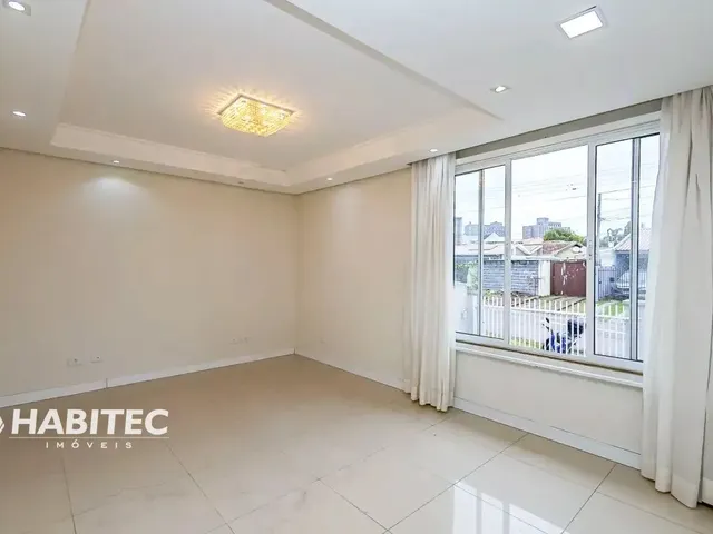 Sobrado 4 quartos e 4 banheiros, para alugar, no bairro Portão em Curitiba