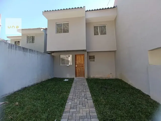 Sobrado 3 quartos e 1 banheiro, para alugar, no bairro Campo Comprido em Curitiba