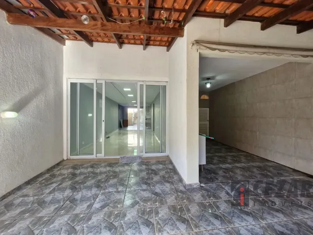 Sobrado 4 quartos e 1 banheiro, à venda, no bairro Bairro Alto em Curitiba