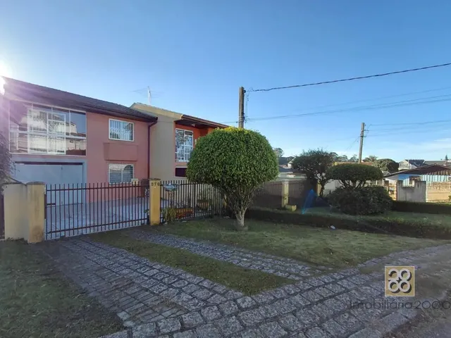 Sobrado 3 quartos e 1 banheiro, para alugar, no bairro Santa Felicidade em Curitiba