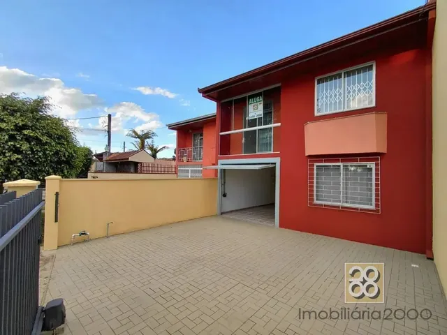 Sobrado 3 quartos e 1 banheiro, para alugar, no bairro Santa Felicidade em Curitiba