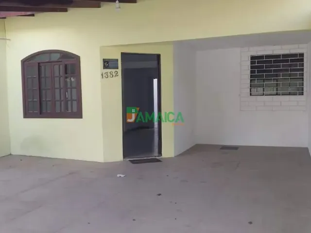 Sobrado para alugar, no bairro BOQUEIRAO em Curitiba