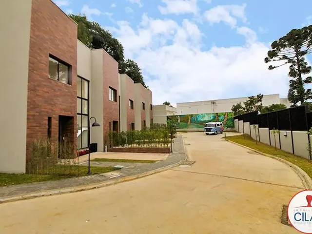 Sobrado para alugar, no bairro Bigorrilho em Curitiba