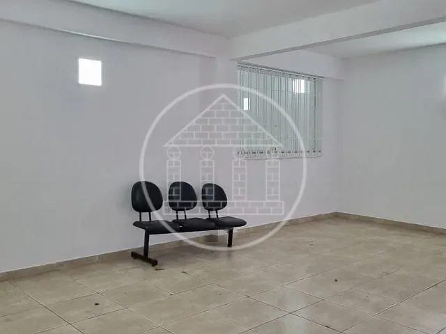 Sobrado com 170m² 3 quartos e 2 banheiros, para alugar, no bairro Cidade Dutra em São Paulo