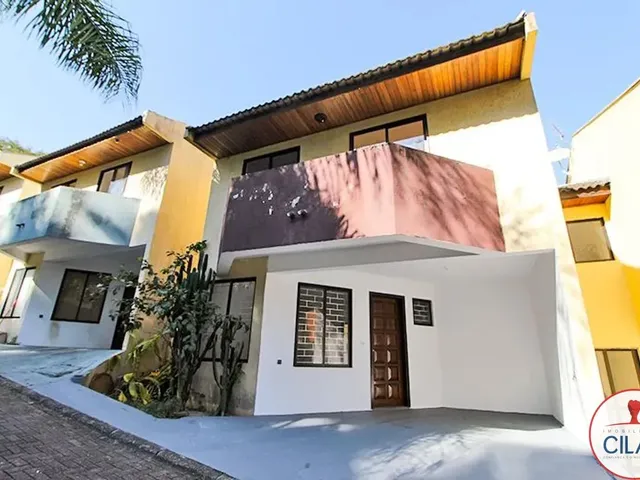 Sobrado 3 quartos e 1 banheiro, para alugar, no bairro Mossunguê em Curitiba