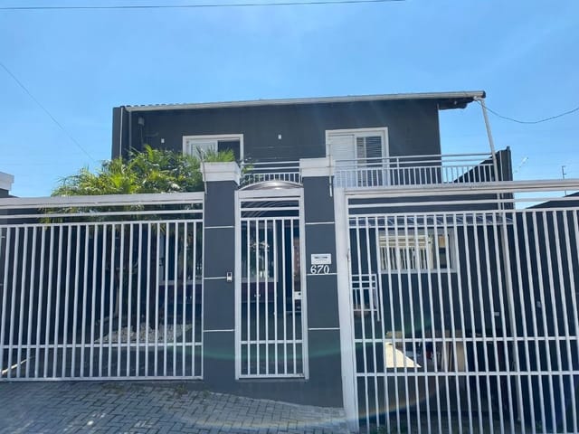 Sobrado com 500m² 7 quartos e 2 banheiros, à venda, no bairro Km 18 em Osasco
