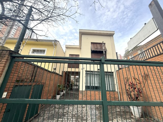 Sobrado com 213m² 9 quartos e 5 banheiros, à venda, no bairro Perdizes em São Paulo