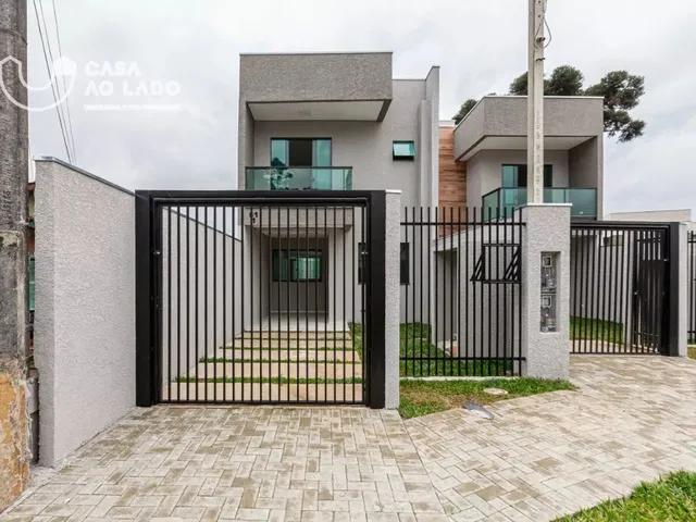 Sobrado 2 quartos e 3 banheiros, à venda, no bairro Uberaba em Curitiba