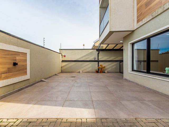 Sobrado com 124m² 3 quartos e 3 banheiros, à venda, no bairro Boa Vista em Curitiba