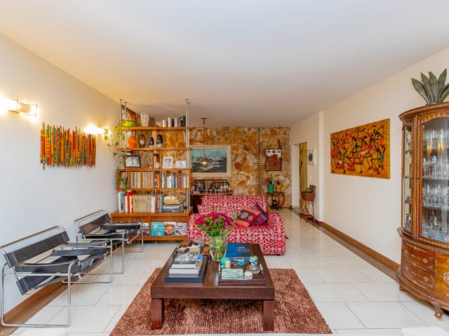 Sobrado com 424m² 4 quartos e 6 banheiros, à venda, no bairro Vila Madalena em São Paulo
