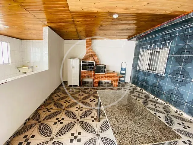 Sobrado com 250m² 3 quartos e 1 banheiro, à venda, no bairro Jardim das Imbuias em São Paulo