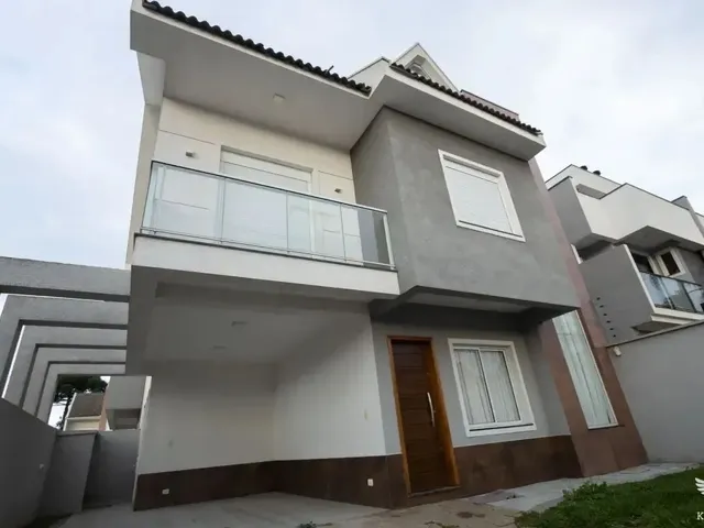Sobrado 3 quartos e 2 banheiros, à venda, no bairro Santa Felicidade em Curitiba