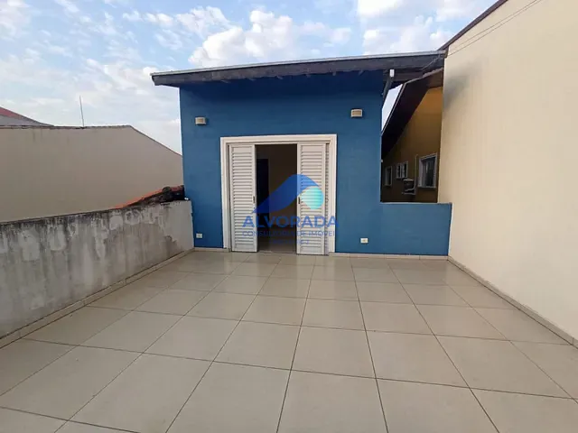 Sobrado com 200m² 2 quartos e 2 banheiros, à venda, no bairro Eugênio de Melo em São José dos Campos