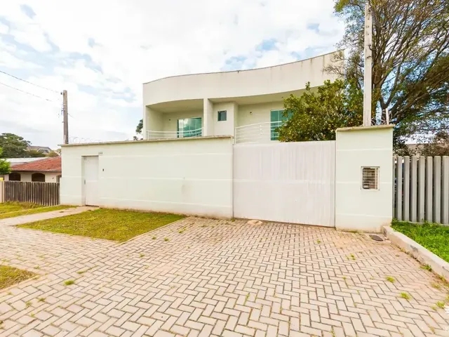 Sobrado com 480m² 4 quartos e 2 banheiros, à venda, no bairro Santa Felicidade em Curitiba