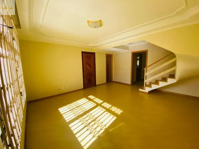 Sobrado 3 quartos e 3 banheiros, à venda, no bairro Portão em Curitiba