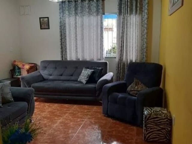 Sobrado com 175m² 3 quartos e 3 banheiros, à venda, no bairro Vila Leopoldo em Carapicuíba