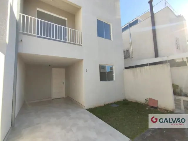 Sobrado 3 quartos e 1 banheiro, para alugar, no bairro Uberaba em Curitiba