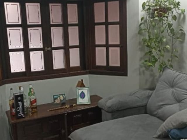 Sobrado com 130m² 3 quartos e 2 banheiros, à venda, no bairro Parque São George em Cotia
