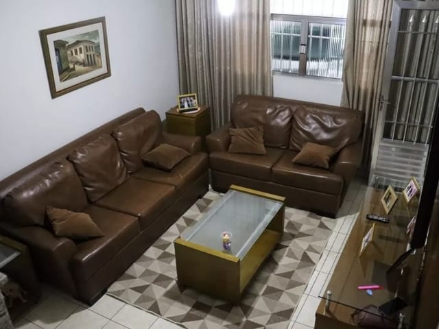 Sobrado com 250m² 5 quartos e 2 banheiros, à venda, no bairro Quitaúna em Osasco