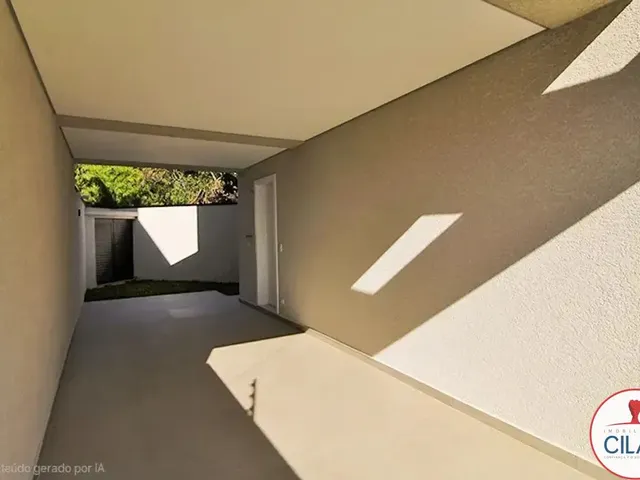Sobrado 3 quartos e 3 banheiros, à venda, no bairro Mercês em Curitiba