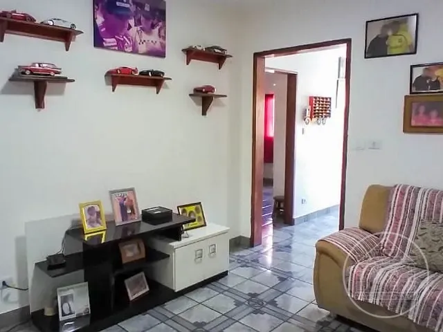 Sobrado com 250m² 3 quartos e 2 banheiros, à venda, no bairro Jardim Novo Parelheiros em São Paulo
