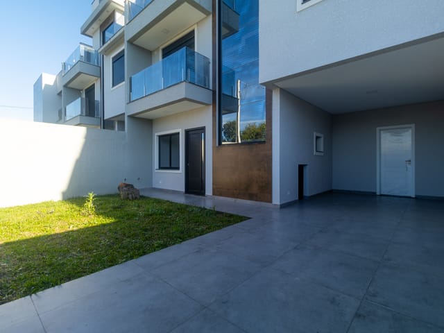 Sobrado com 150m² 3 quartos e 4 banheiros, à venda, no bairro Jardim das Américas em Curitiba