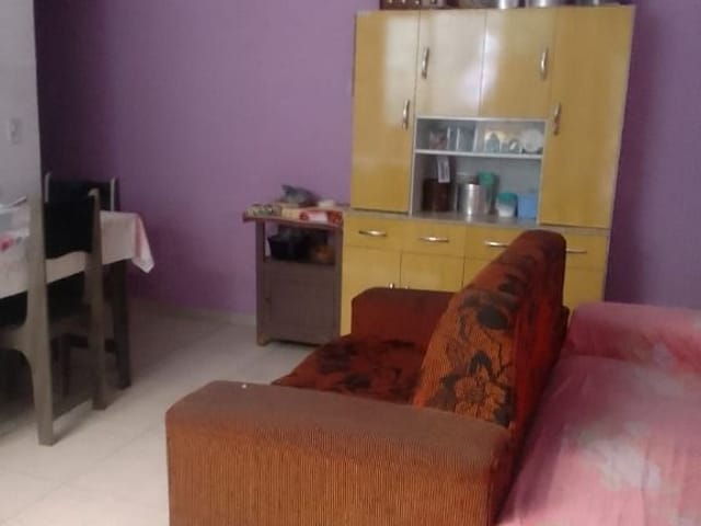 Sobrado com 125m² 5 quartos e 2 banheiros, à venda, no bairro Jardim Record em Taboão da Serra