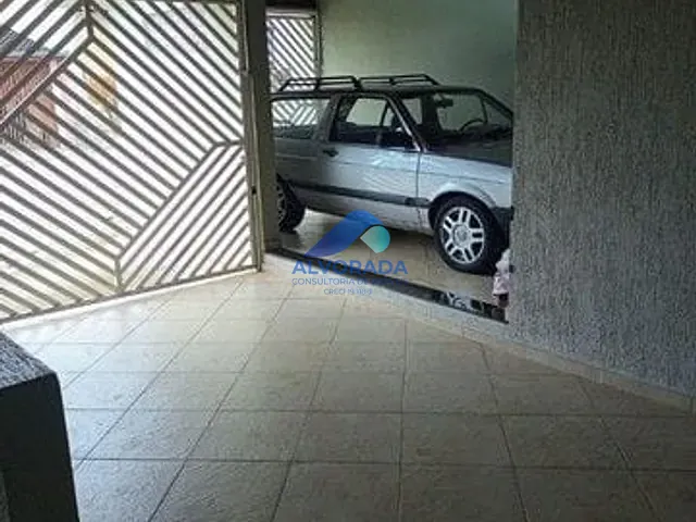 Sobrado com 159m² 3 quartos e 3 banheiros, à venda, no bairro Jardim Rodolfo em São José dos Campos