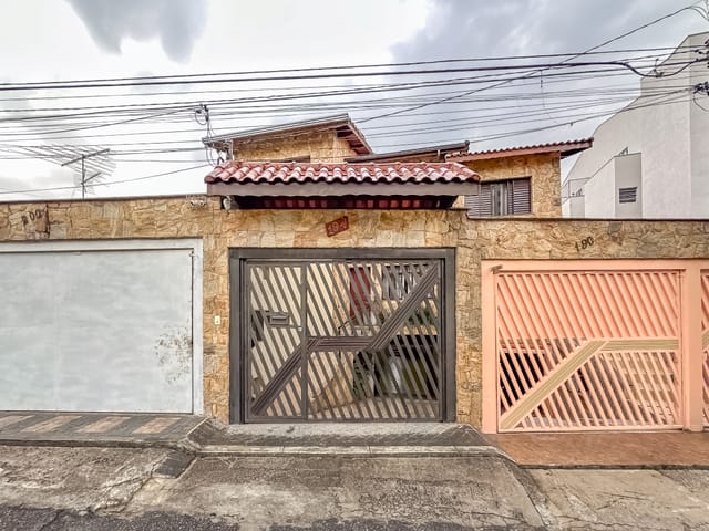 Sobrado com 150m² 2 quartos e 4 banheiros, à venda, no bairro Vila Pereira Barreto em São Paulo