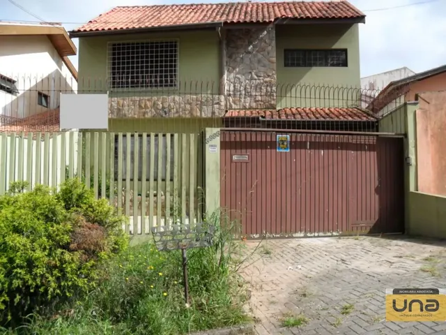 Sobrado 3 quartos e 1 banheiro, para alugar, no bairro CAMPINA DO SIQUEIRA em Curitiba