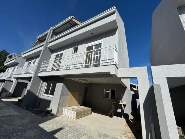Sobrado com 100m² 3 quartos e 3 banheiros, à venda, no bairro Santa Felicidade em Curitiba