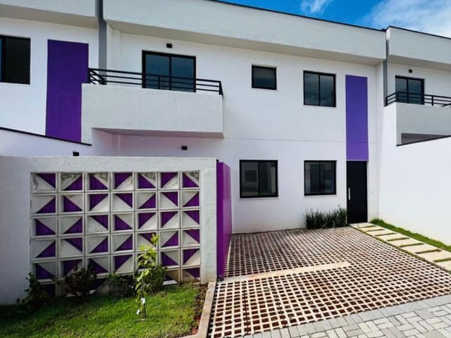Sobrado com 67m² 2 quartos e 2 banheiros, à venda, no bairro Jardim Petrópolis em Cotia
