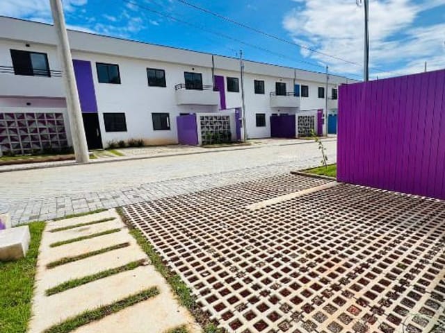 Sobrado com 67m² 2 quartos e 2 banheiros, à venda, no bairro Jardim Petrópolis em Cotia