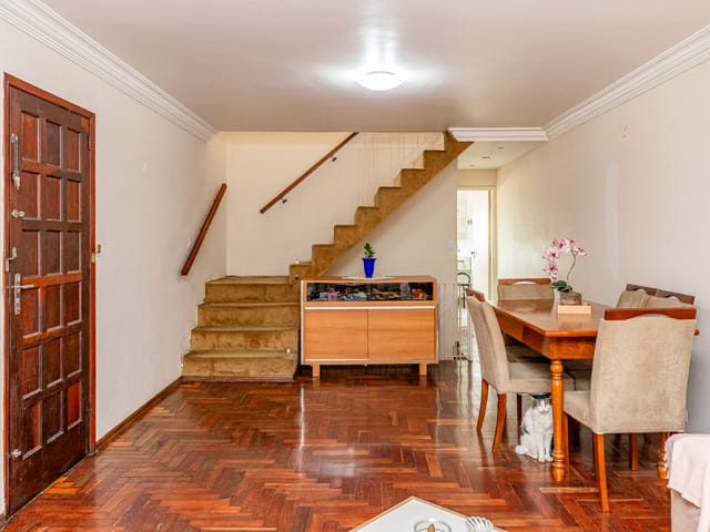 Sobrado com 396m² 3 quartos e 4 banheiros, à venda, no bairro Jardim Umuarama em São Paulo