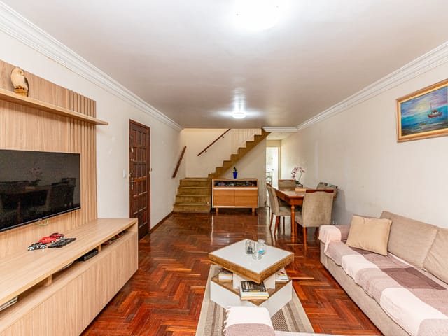 Sobrado com 396m² 3 quartos e 4 banheiros, à venda, no bairro Jardim Umuarama em São Paulo