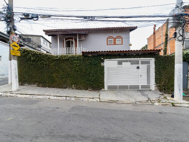 Sobrado com 170m² 3 quartos e 2 banheiros, à venda, no bairro Vila Penteado em São Paulo