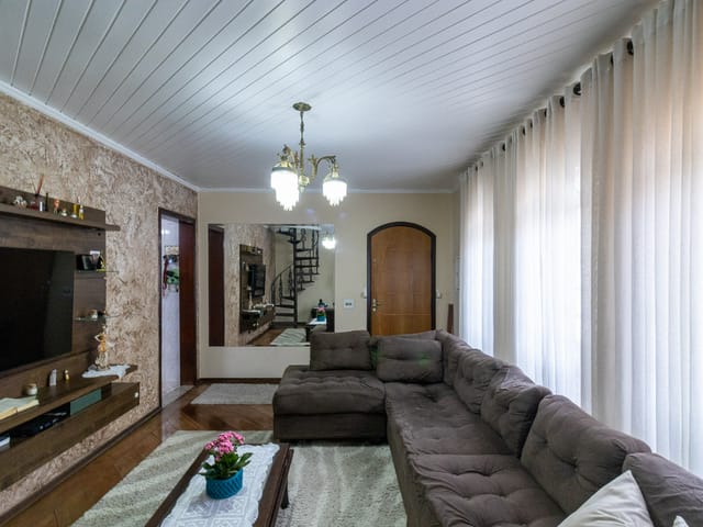 Sobrado com 170m² 3 quartos e 2 banheiros, à venda, no bairro Vila Penteado em São Paulo