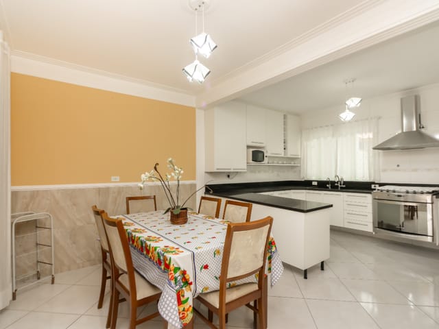 Casa com 364m² 3 quartos e 3 banheiros, à venda, no bairro Jardim Maristela em São Paulo