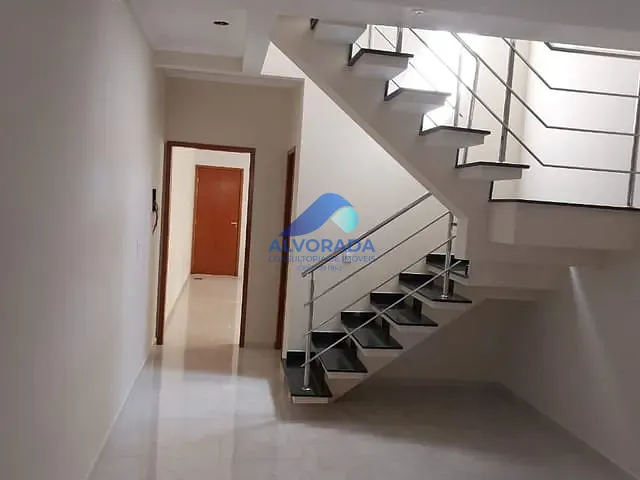 Sobrado com 125m² 3 quartos e 1 banheiro, à venda, no bairro Jardim das Indústrias em São José dos Campos