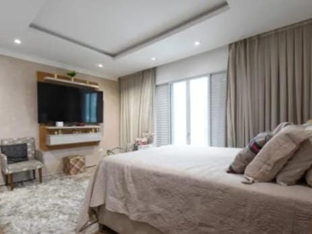 Sobrado com 215m² 4 quartos e 2 banheiros, à venda, no bairro Bela Vista em Osasco