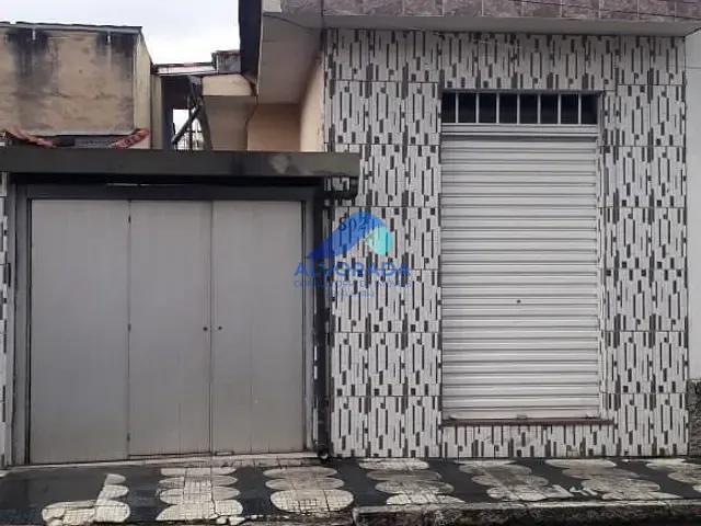Sobrado com 183m² 3 quartos e 2 banheiros, à venda, no bairro Centro em Mogi das Cruzes