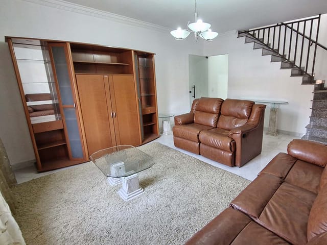 Sobrado com 156m² 3 quartos e 6 banheiros, à venda, no bairro Vila Santa Terezinha (Zona Norte) em São Paulo
