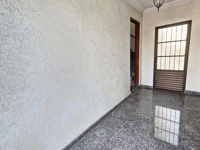 Sobrado com 156m² 3 quartos e 6 banheiros, à venda, no bairro Vila Santa Terezinha (Zona Norte) em São Paulo