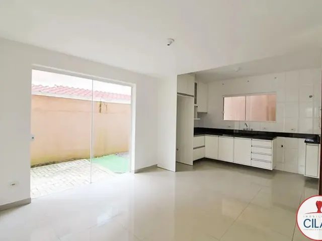 Sobrado 3 quartos e 1 banheiro, para alugar, no bairro Cachoeira em Curitiba