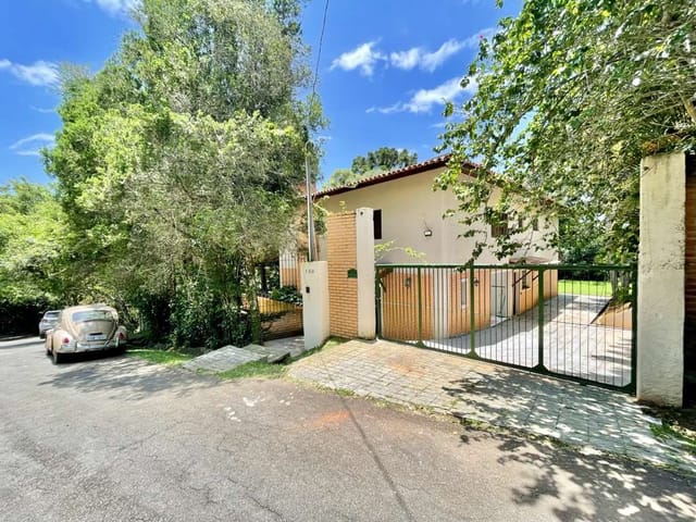 Sobrado com 1634m² 7 quartos e 7 banheiros, à venda, no bairro Taboleiro Verde em Cotia