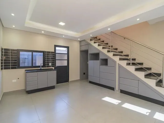 Sobrado 1 quarto e 1 banheiro, para alugar, no bairro Cidade Industrial em Curitiba