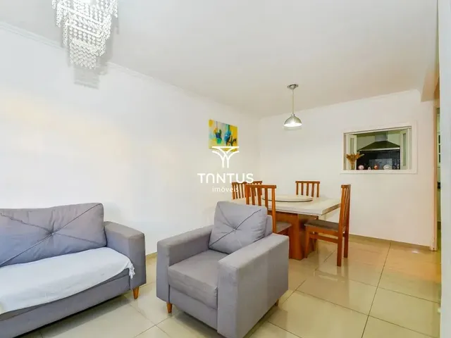 Sobrado com 161m² 3 quartos e 4 banheiros, à venda, no bairro Santa Cândida em Curitiba