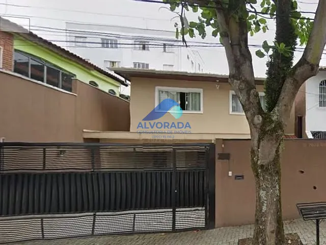 Sobrado com 250m² 3 quartos e 2 banheiros, à venda, no bairro Jardim das Indústrias em São José dos Campos
