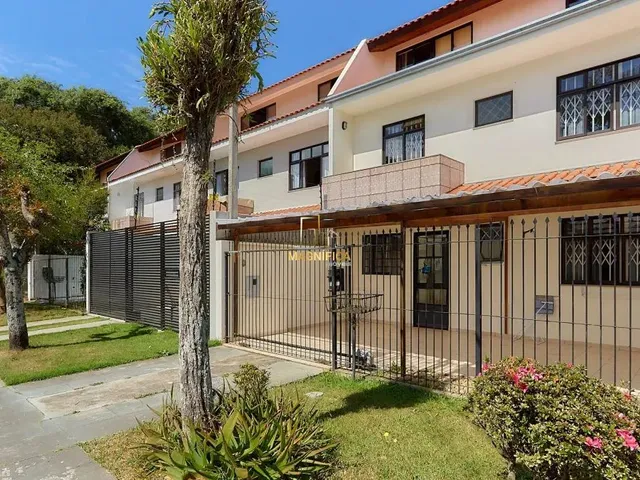 Sobrado com 418m² 8 quartos e 3 banheiros, à venda, no bairro Jardim das Américas em Curitiba