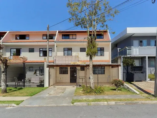 Sobrado com 418m² 8 quartos e 3 banheiros, à venda, no bairro Jardim das Américas em Curitiba